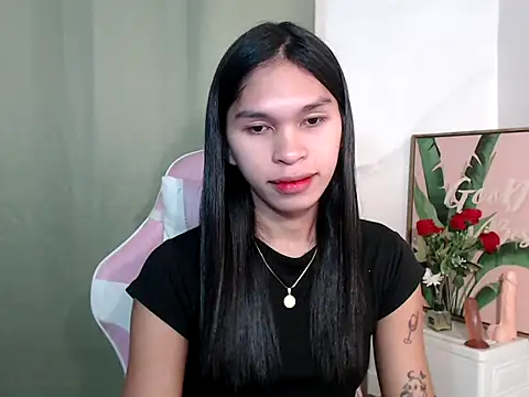 sexloverxxz online show from October 13, 9:01 am