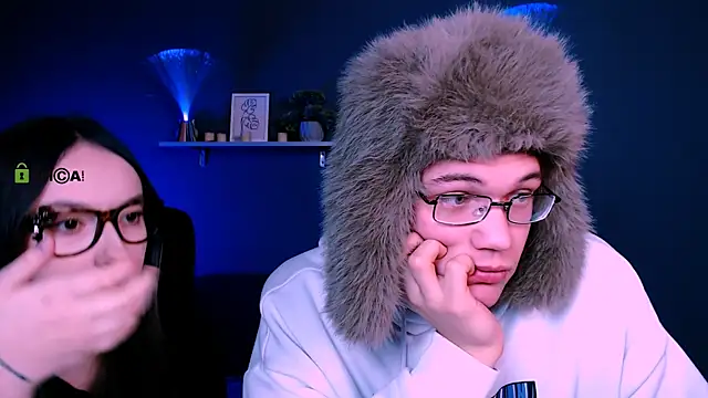 lucas long  online show from December 14, 11:27 am