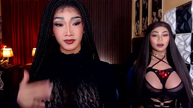 lhexiecollins online show from May 13, 7:30 pm