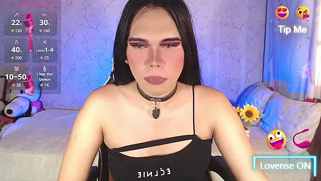 TssluttyNikka online show from April 8, 8:27 am