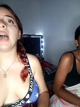 Chloe Sky love online show from March 17, 4:27 am