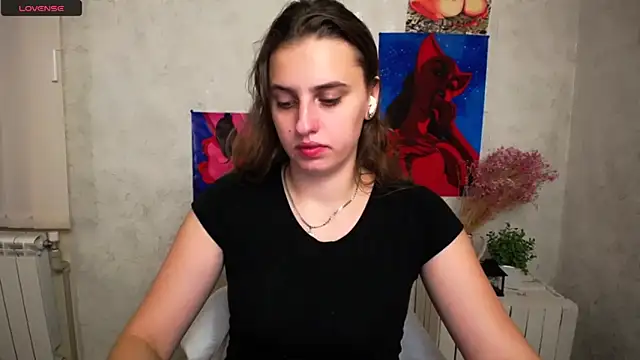 AmandaDimond  online show from October 15, 12:30 pm