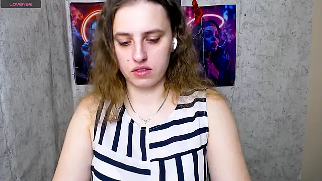 AmandaDimond  online show from April 5, 12:04 pm