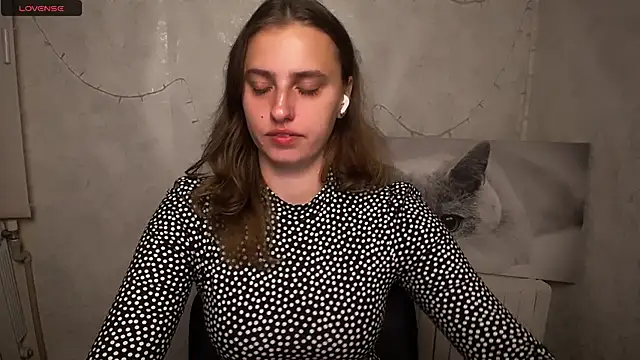 AmandaDimond  online show from July 23, 9:39 am