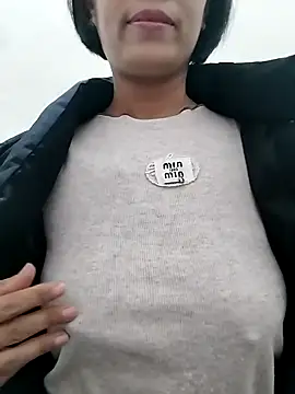 love sexy090 online show from February 13, 4:25 am