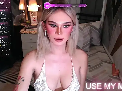 superhotangelxx online show from April 21, 3:46 am