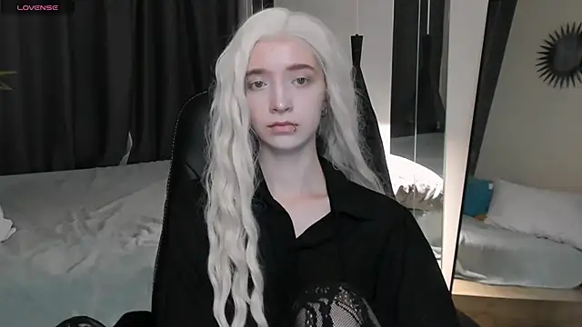 MelissaReis online show from September 14, 9:01 pm