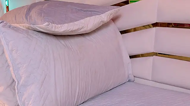 ambar rosse25 online show from January 15, 12:22 pm