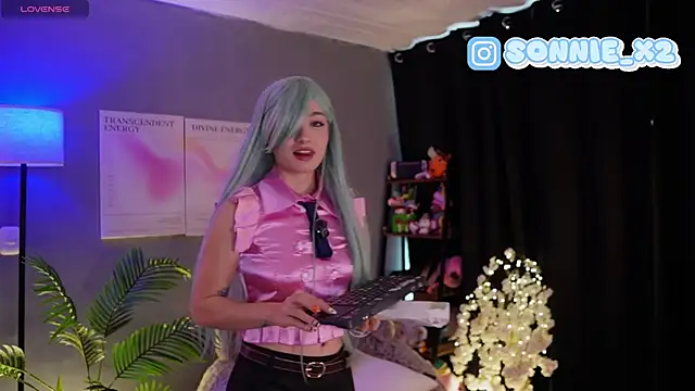 Sonnie mami online show from September 19, 2:49 pm