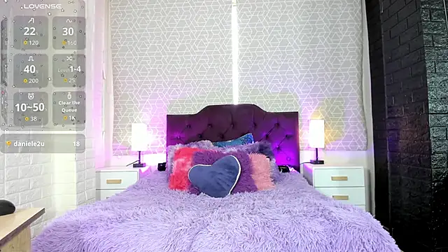 Zamara Kleii online show from November 3, 11:36 am