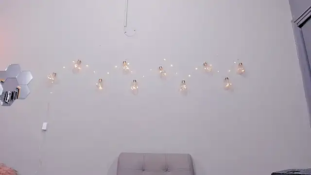 alianim online show from April 11, 6:30 am