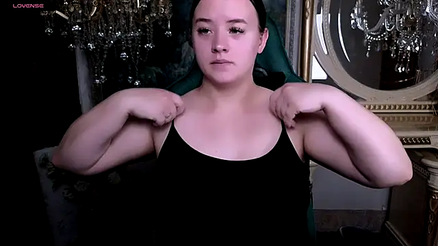 LaraBenson  online show from September 20, 10:13 am