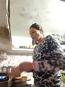 ISHANI-SINGH online show from January 9, 3:44 am