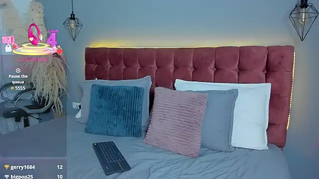 Tania 77  online show from October 4, 12:44 pm