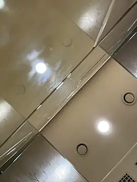 ElliRose online show from November 30, 9:24 am