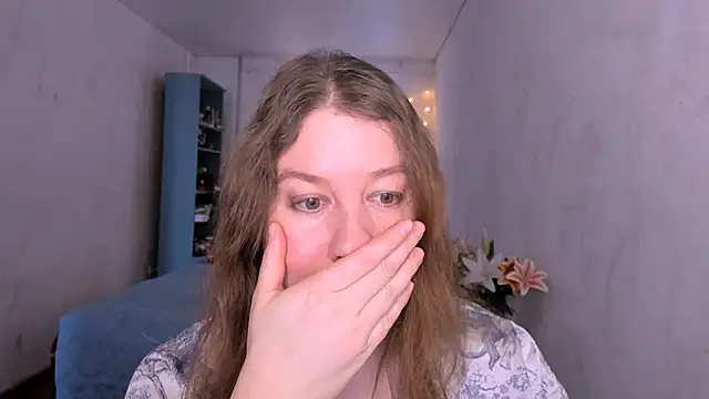 NancySanders online show from February 3, 9:14 am