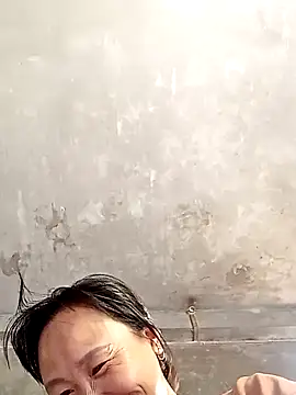 maple694 online show from September 17, 7:17 am