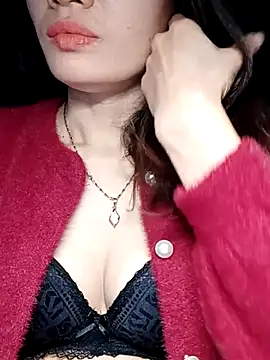 Hinna x online show from December 17, 8:57 pm