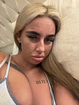 EllieMaeBaby online show from September 13, 8:06 pm