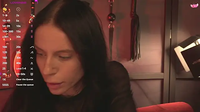 livia starwars online show from October 29, 9:28 pm