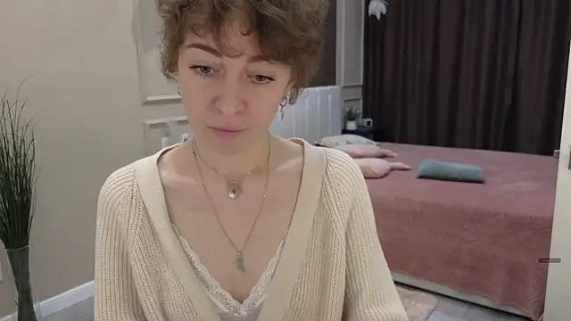 daniellia  online show from October 14, 9:23 am