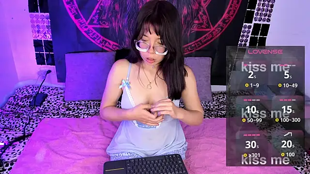 UchikyDoll online show from January 14, 10:37 pm