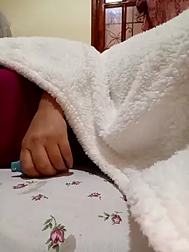 Mroma89six online show from November 27, 4:10 pm