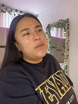 Zoey thompson online show from January 14, 7:41 pm