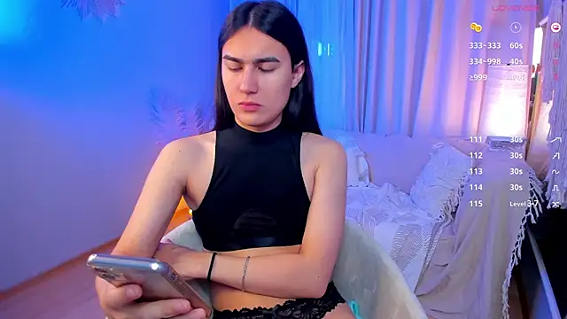 HeyAlena online show from October 12, 7:00 am