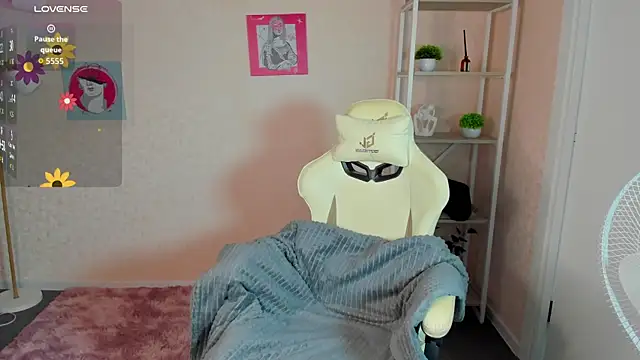 R0cket bunny online show from September 9, 1:05 am