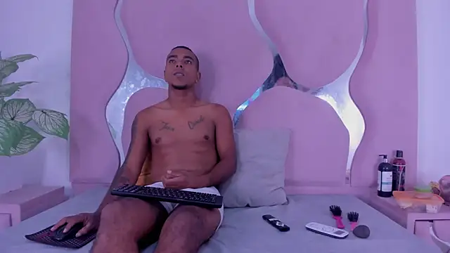 DaylesAndHarry online show from October 10, 12:54 pm