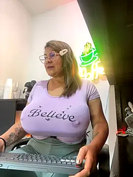 AlexxiaaMat online show from September 18, 11:09 am