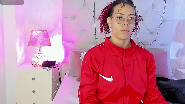 Pamelamiler   online show from December 19, 12:08 pm