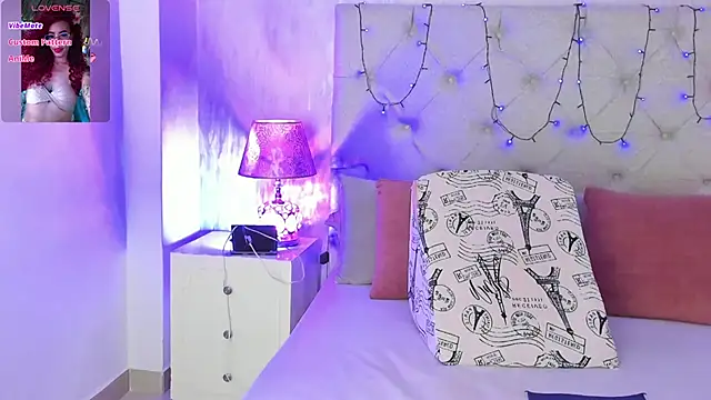 Pamelamiler   online show from November 8, 1:27 pm