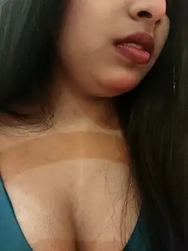 Maahhii 2 online show from November 25, 7:15 pm