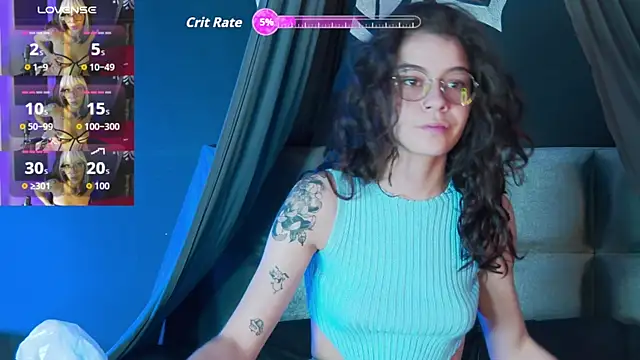 RavennMoonn online show from September 27, 7:54 pm