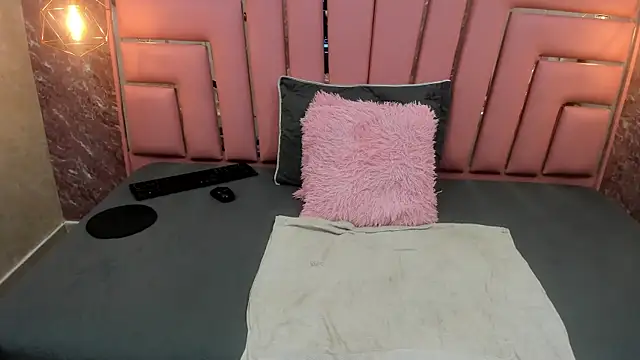 ALYANNA HOT  online show from November 6, 11:49 am