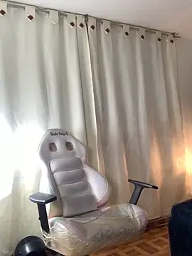 kataleya 29 online show from October 8, 8:02 pm