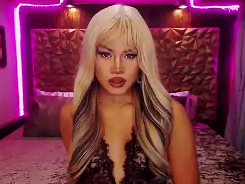 YllanaAltheaXxX online show from September 19, 6:29 pm