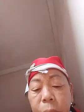 VangLe73 online show from September 30, 3:56 am