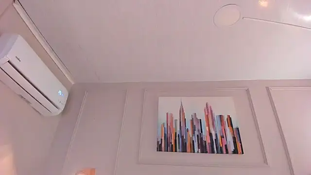 mia kisses2 online show from April 23, 3:47 am