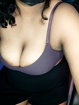 darling devil online show from October 11, 6:10 pm