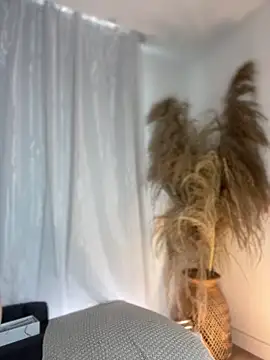 Sofi Leal online show from September 11, 2:28 pm