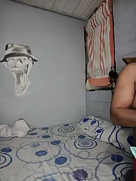 Bigtiti01 online show from March 18, 8:36 pm