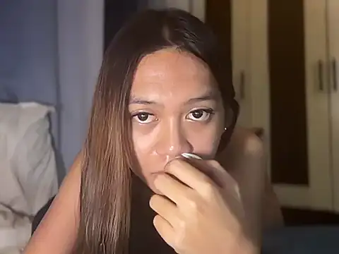 kiamiller x online show from July 22, 10:27 am