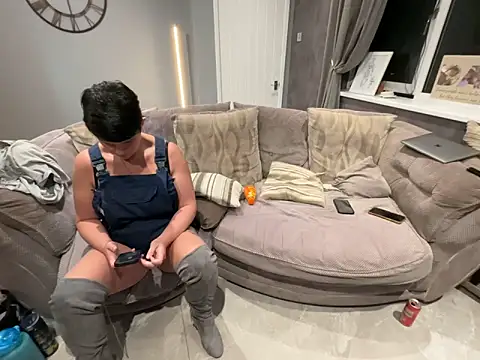 backdoorgalore4you online show from March 5, 10:16 pm