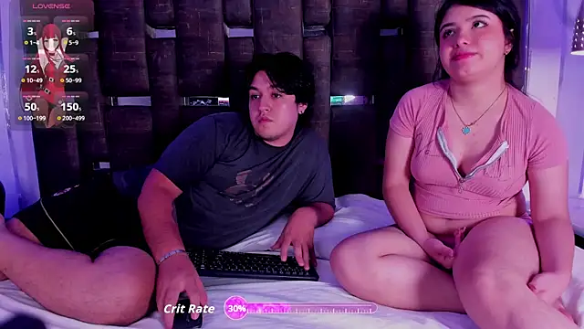 EmilyANDrew  online show from September 21, 4:33 am