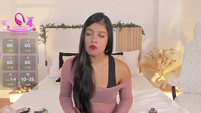 Camila Bustamante online show from January 8, 4:00 pm