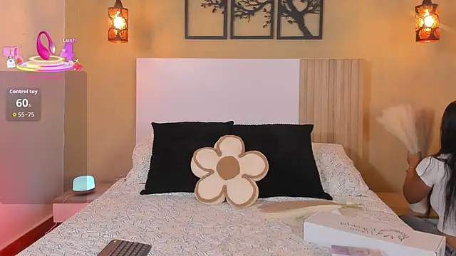 Camila Bustamante online show from October 8, 6:23 pm