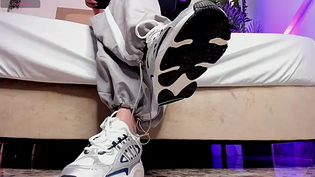 Ammberly  Adam23 online show from October 4, 6:12 pm